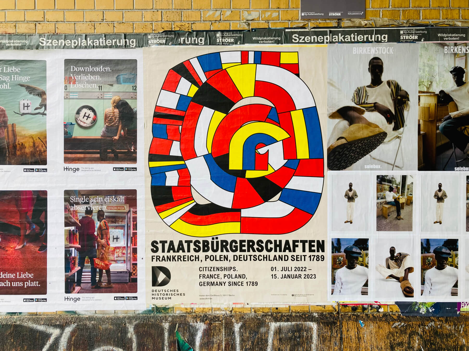 Staatsbürgerschaften DHM poster on the street